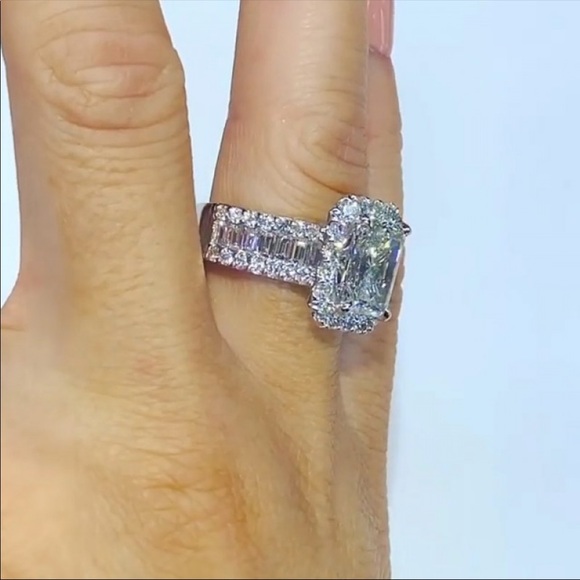 New Women’s 925 Silver Wedding Diamond Ring - Picture 4 of 4